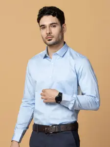 Berkshire Men Comfort Spread Collar Solid Slim Fit Formal Shirt