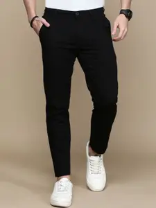 Chennis Solid Men Trousers