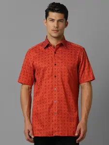 Louis Philippe Men Classic Opaque Printed Formal Shirt