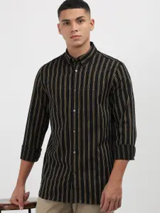 Tommy Hilfiger Men Slim Fit Opaque Striped Casual Shirt