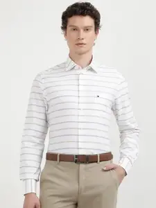Tommy Hilfiger Men Spread Collar Striped Cotton Casual Shirt