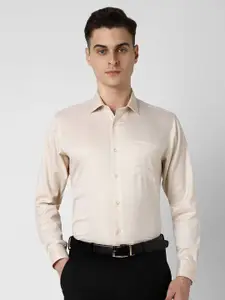 Van Heusen Men Spread Collar Solid Cotton Formal Shirt