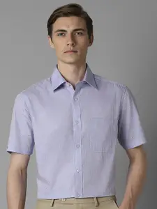 Louis Philippe Men Classic Spread Collar Geometric Printed Cotton Formal Shirt