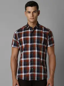 Louis Philippe Sport Men Spread Collar Tartan Checked Cotton Slim Fit Casual Shirt