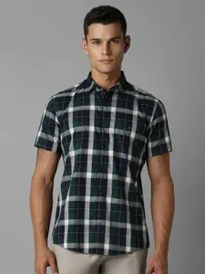 Louis Philippe Sport Men Spread Collar Tartan Checked Cotton Slim Fit Casual Shirt