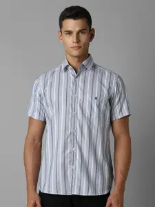 Louis Philippe Sport Men Spread Collar Striped Cotton Slim Fit Casual Shirt