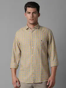 Louis Philippe Sport Men Slim Fit Opaque Checked Casual Shirt