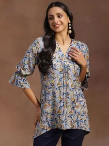 Libas Floral Printed V-Neck Pleated Kurti