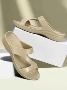 Paragon Women Rubber Slip-On