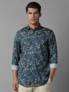 Louis Philippe Sport Men Classic Floral Opaque Printed Casual Shirt