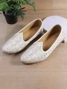 Mochi Men Woven Design Mojaris