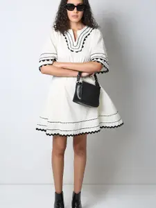 Vero Moda Solid V-Neck Flared Sleeve Cotton Fit & Flare Dress