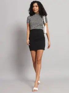 Dream Beauty Fashion Women Abstract Printed Round Neck Top