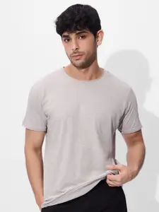 The Souled Store Men Solid Round Neck Cotton T-shirt