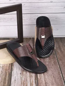 Mochi Men Textured Comfort Sandals