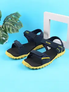 WALKWAY by Metro  Men Textured Sports Sandals