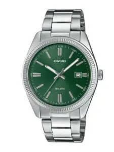 CASIO Men Dial & Stainless Steel Cuff Straps Analogue Watch A2262