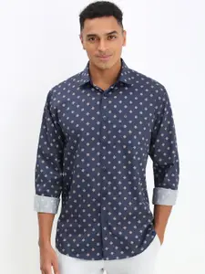 Allen Solly Men Spread Collar Geometric Printed Cotton Slim Fit Casual Shirt