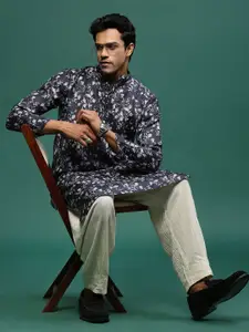 Sangria Blue Floral Printed Mandarin Collar Straight Kurta