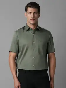 Louis Philippe Men Classic Spread Collar Solid Cotton Formal Shirt