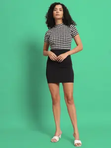 Dream Beauty Fashion Women Abstract Printed Round Neck Top