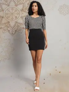 Dream Beauty Fashion Women Abstract Printed Sweetheart Neck Top