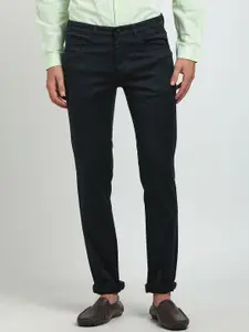 Turtle Men Narrow Tapered Fit Mid-Rise Stretchable Jeans
