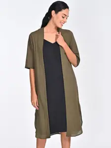 Saltpetre Contrast Piping Organic Cotton Shrug