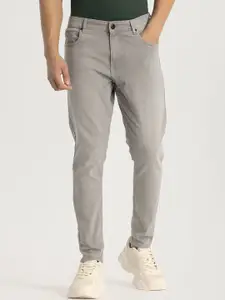 Snitch Men Narrow Cotton Skinny Fit Light Fade Stretchable Jeans