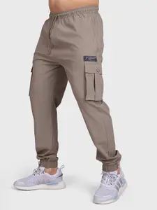 FUAARK Men Mid-Rise Cargo Joggers Track Pants