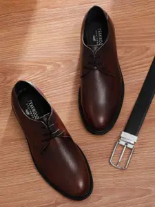 Teakwood Leathers Men Textured Formal Derbys