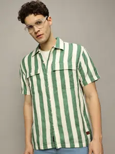 The Roadster Lifestyle Co. Men Premium Spread Collar Striped Cotton Casual Shirt