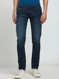 Turtle Men Narrow Slim Fit Mid-Rise Light Fade Stretchable Jeans