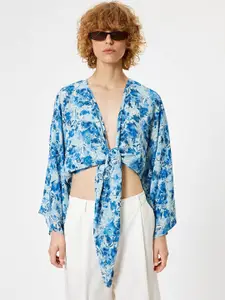 Koton Printed Tie-Up Neck Crop Top