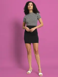 Dream Beauty Fashion Women Abstract Printed Round Neck Top