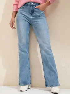 Tokyo Talkies Women Flared Mid-Rise Light Fade Stretchable Jeans
