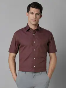 Louis Philippe Men Classic Spread Collar Geometric Printed Cotton Formal Shirt