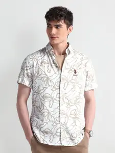 U.S. Polo Assn. Men Smart Spread Collar Abstract Printed Cotton Slim Fit Casual Shirt