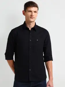 Arrow Men Modern Spread Collar Solid Cotton Slim Fit Casual Shirt