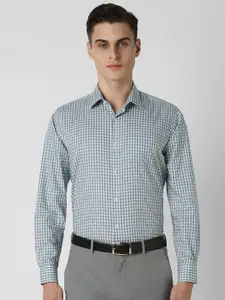 Van Heusen Men Spread Collar Micro Checked Cotton Formal Shirt