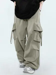 Maniac Men  Relaxed-Fit Mid-Rise Cargo Pant