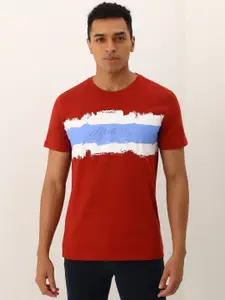 Allen Solly Men Colourblocked Round Neck Cotton Slim Fit T-Shirt