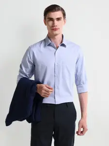 Arrow Men Classic Spread Collar Solid Cotton Formal Shirt