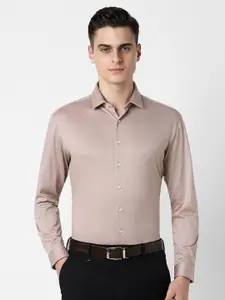 Van Heusen Men Spread Collar Solid Cotton Slim Fit Formal Shirt