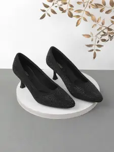 Metro Women Pointed Toe Kitten Pumps