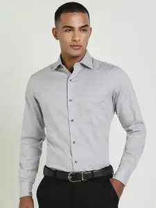 Allen Solly Sport Men Spread Collar Solid Cotton Formal Shirt