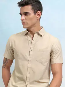 Highlander Men Beige Dobby Textured Solid Casual Shirt