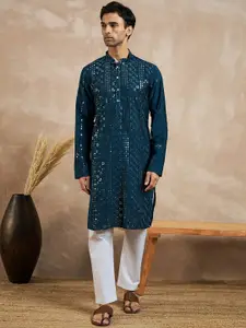 House of Pataudi Floral Embroidered Sequinned Mandarin Collar Straight Kurta
