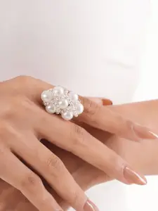 D'oro Helmi Pearls Beaded Finger Ring