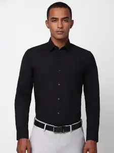 Peter England Men Spread Collar Solid Cotton Slim Fit Formal Shirt